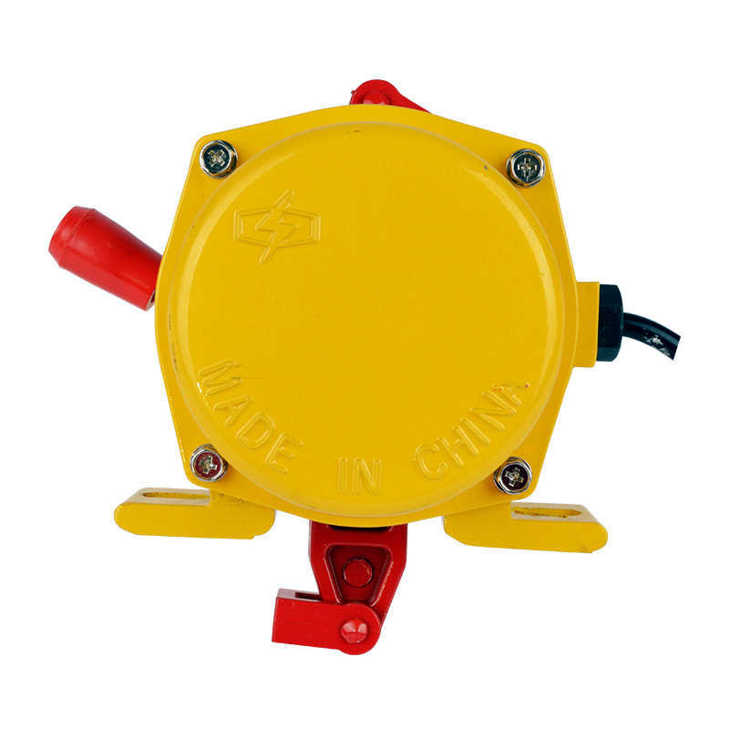 Bidirectional pull switch